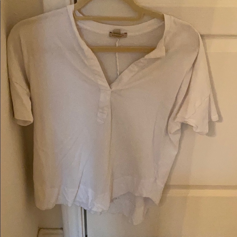 White t shirt
